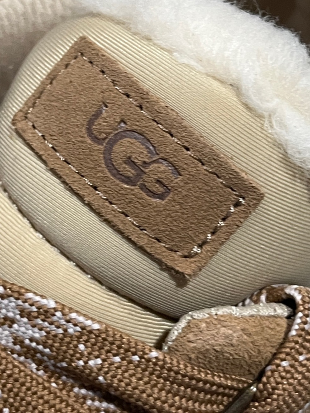 UGG lowmel women’s shoes Chestnut Brown Shearling-Trim Lace-Up Sneakers - Picture 8 of 10